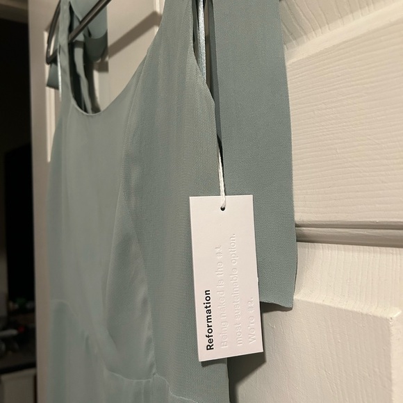 With Tags Reformation Celadon Green Westerly Tie Strap Maxi Dress Size 6 - Picture 10 of 11